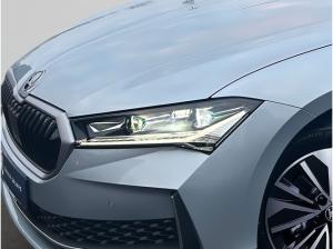 Skoda Superb Combi 2.0 TDI DSG Selection +CANTON+AHK+ACC+MATRIX+StHz+ACC+SHZ+