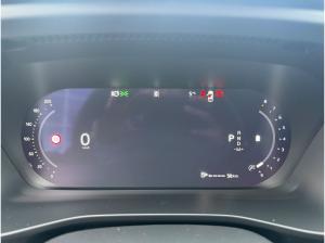 Volvo XC40 B3 B DKG Plus Black Edition  .