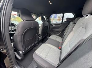 Volvo XC40 B3 B DKG Plus Black Edition  .