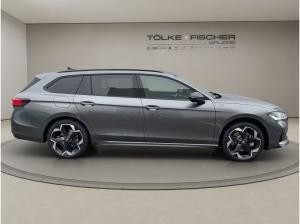 Skoda Superb Combi 2.0 TDI W Sportline SOFORT VERFÜGBAR! DCC ACC AHK AUT