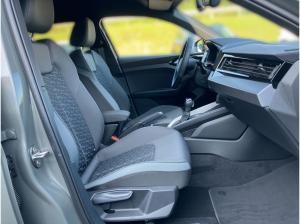 Audi A1 Sportback 30TFSI S-tronic / Connect, LED, RFK