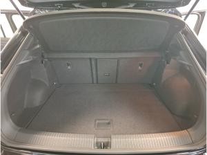 Volkswagen T-Roc 1.5 TSI R-Line AHK Massage RFK Navi ACC