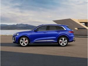 Audi Q5 SUV e-hybrid quattro
