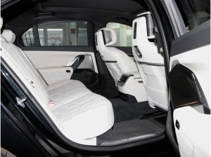 BMW i7 xDrive60 M Sport *on top 1190 € BMW Zubehör Gutschein geschenkt*