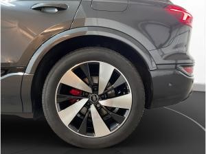 Audi Q6 e-tron S line AHK LED LM 20" Navi ACC Wärmepumpe