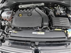 Volkswagen Golf Variant Life 1.5 eTSI DSG / Navi, App, LED+