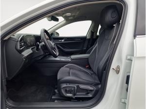 Volkswagen Passat Variant 1.5 eTSI W Business 360 ACC AHK