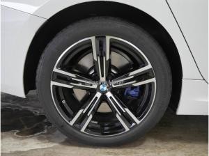 BMW 330 330e xDrive Touring M Sportpaket +Panorama +AHK