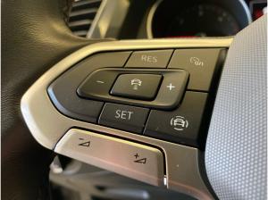 Volkswagen Tiguan 2.0 TDI Active*AHK*ACC*Rear View*SHZ*Navi
