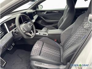 Volkswagen Passat 2.0 TDI DSG R-Line BLACK NAV AHK DCC HUD
