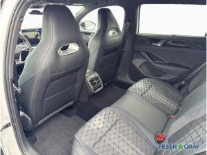 Volkswagen Passat 2.0 TDI DSG R-Line BLACK NAV AHK DCC HUD