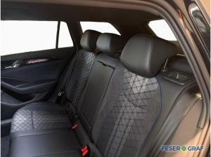 Volkswagen Passat 2.0 TDI DSG R-Line BLACK NAV AHK DCC HUD