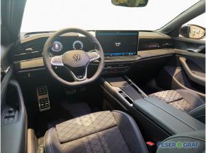 Volkswagen Passat 2.0 TDI DSG R-Line BLACK NAV AHK DCC HUD