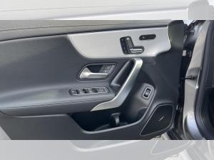 Mercedes-Benz CLA 45 AMG 4M+ Perf.Sitze+Aero+Night2+Headup+Sound