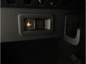 Skoda Kamiq Tour 1.5 TSI DSG Kamera,Klima,AHK,LED,SHZ,PDC