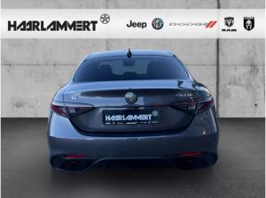 Alfa Romeo Giulia Veloce Q4 2.0 PDC+KAMERA+NAVI+CARPLAY+SHZ