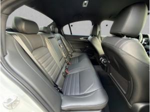 Alfa Romeo Giulia Veloce Q4 2.0 PDC+KAMERA+NAVI+CARPLAY+SHZ
