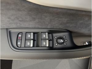 Audi Q7 SUV S line TFSI e quattro