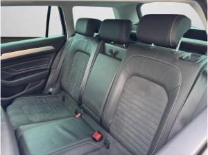 Volkswagen Passat 2.0 TDI Elegance Variant LED KAMERA NAVI PDC SHZ