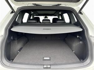 Volkswagen Tiguan Allspace R-Line 2.0 TDI 7-DSG 4M PANO LED