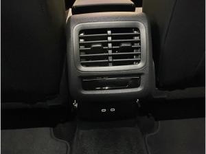 Volkswagen T-Roc 1.5 eTSI DSG Neues Modell R-Line Black Style IQ.Drive