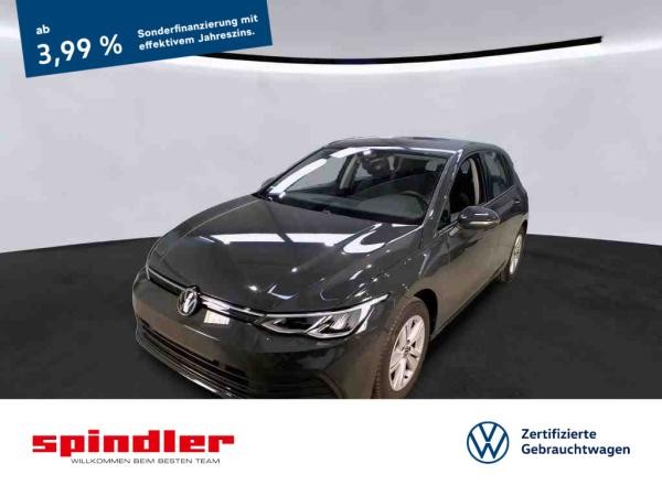 Volkswagen Golf Life VIII 1.5eTSI DSG / Navi, App, RFK, LED