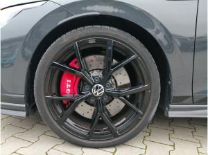 Volkswagen Golf GTI Clubsport VIII 2.0TSI DSG BlackStyle
