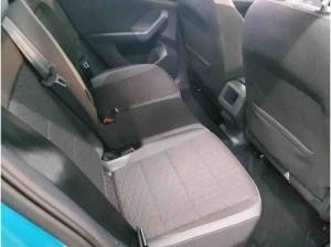 Volkswagen T-Cross Style 1.0 TSI DSG / Navi, Bluetooth, LED