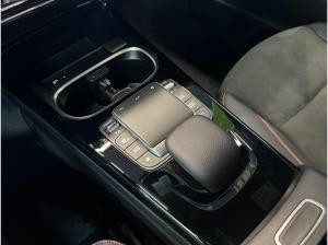 Mercedes-Benz A250e AMG Line Navi StandH Kam LED Ambiente