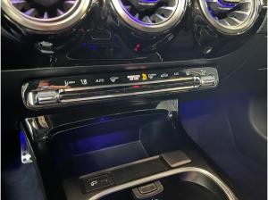 Mercedes-Benz A250e AMG Line Navi StandH Kam LED Ambiente