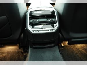 BMW i7 xDrive60 M Sport MASSAGESITZE,AUTOBAHN ASSISTENT,BOWER&WILKINS SOUNDSYSTEM,TOP AUSSTATTUNG