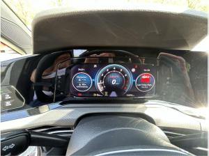 Volkswagen Golf VIII 2.0 TSI GTI Navi LED inkl. Winter 18