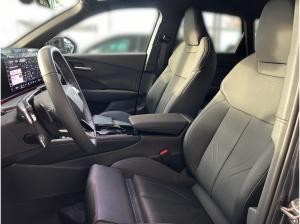 Audi Q3 SUV e-hybrid S tronic S Line,Kam.,ACC