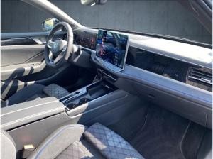 Volkswagen Passat Variant R-Line 2.0 TDI 4M StHz/AHK/Pano/Matrix