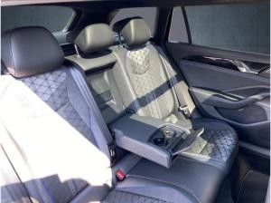 Volkswagen Passat Variant R-Line 2.0 TDI 4M StHz/AHK/Pano/Matrix