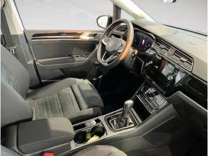Volkswagen Touran HIGHLINE BLACK STYLE 1.5TSI DSG ACC.5J-G.AHK.STHZG.7-S.KAMERA.NAVI