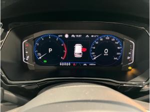 Volkswagen Touran HIGHLINE BLACK STYLE 1.5TSI DSG ACC.5J-G.AHK.STHZG.7-S.KAMERA.NAVI