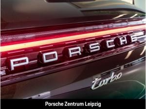 Porsche Cayenne Turbo E-Hybrid FnW dunkelolive PDCC Burmester SportDesign