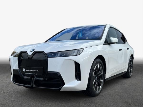 BMW ix iX xDrive45 , 5-türig (Strom)