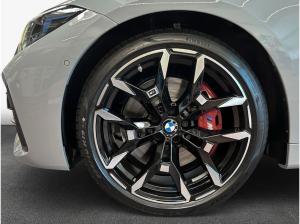 BMW 420 420i Cabrio , 2-türig