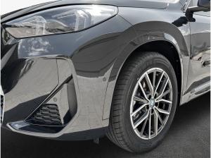 BMW iX1 xDrive30 M Sportpaket , 5-türig (Strom)