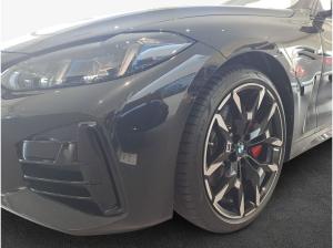 BMW 420 420i Cabrio , 2-türig