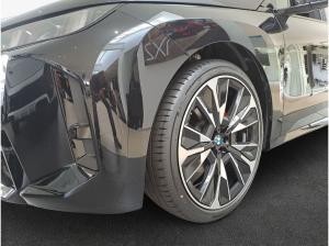 BMW ix iX xDrive45 , 5-türig (Strom)