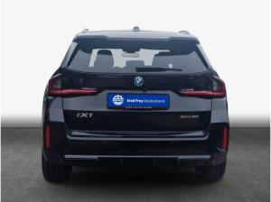 BMW iX1 xDrive30 M Sportpaket , 5-türig (Strom)