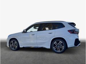 BMW iX1 xDrive30 M Sportpaket , 5-türig (Strom)
