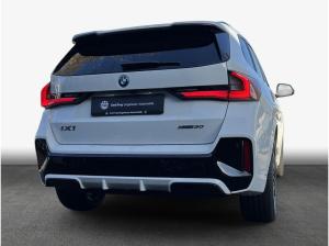 BMW iX1 xDrive30 M Sportpaket , 5-türig (Strom)