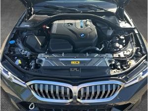 BMW 330 330e Aut. , 4-türig