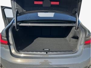 BMW 330 330e Aut. , 4-türig