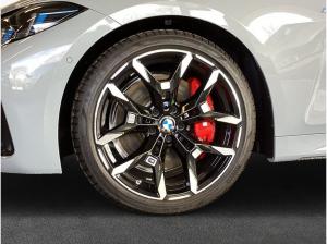 BMW 420 420i Cabrio , 2-türig