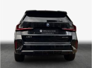 BMW iX1 xDrive30 M Sportpaket , 5-türig (Strom)
